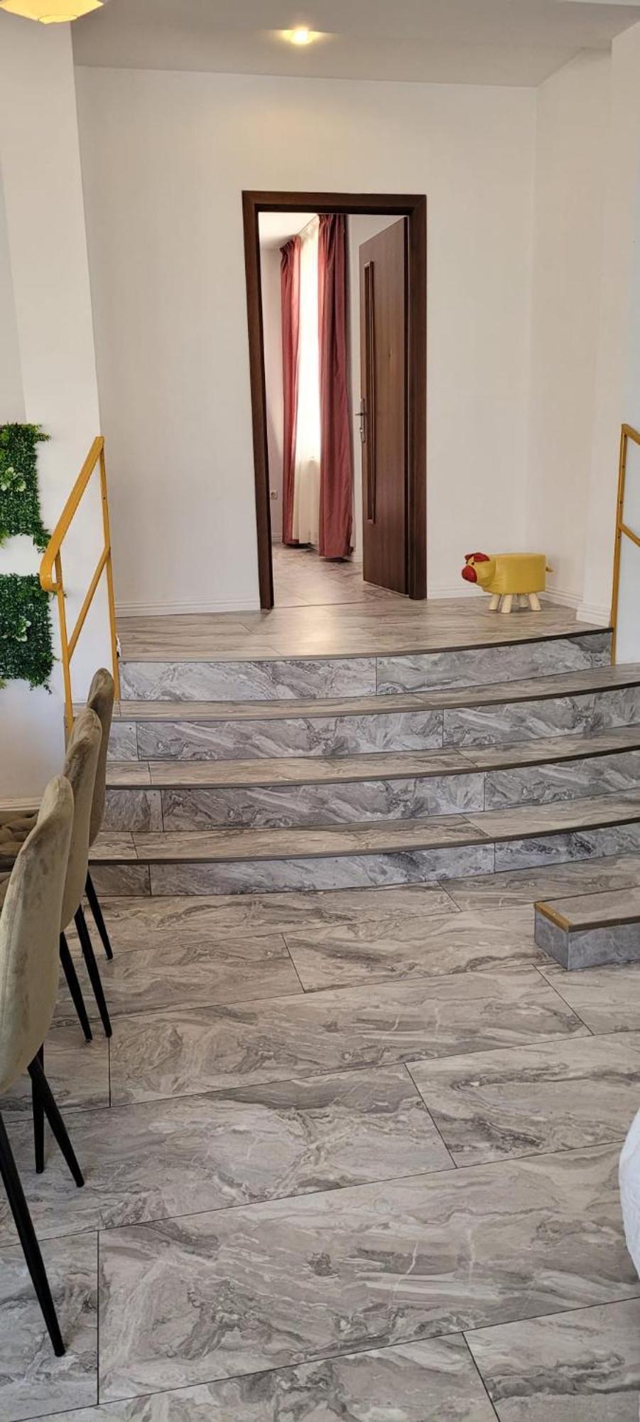 Casa Iris Lägenhet Iasi Exteriör bild